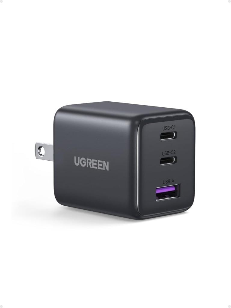 Cargador UGREEN 30W 3 Puertos GaN II USB-C Carga Rápida — 2× USB-C + 1× USB-A